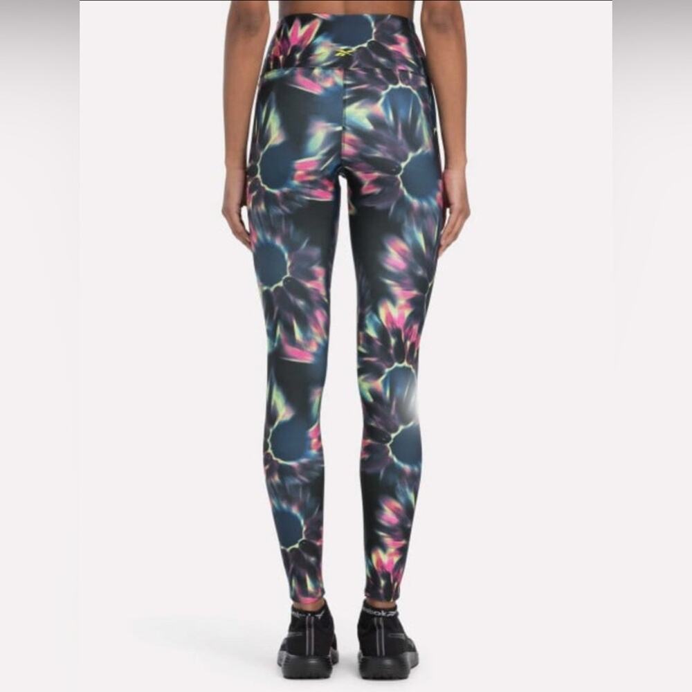 NWT Reebok Outfit - Picture 7 of 8